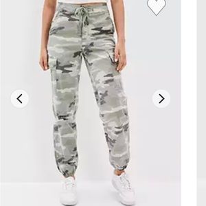 AE Camo Baggy Cargo Jogger NWT